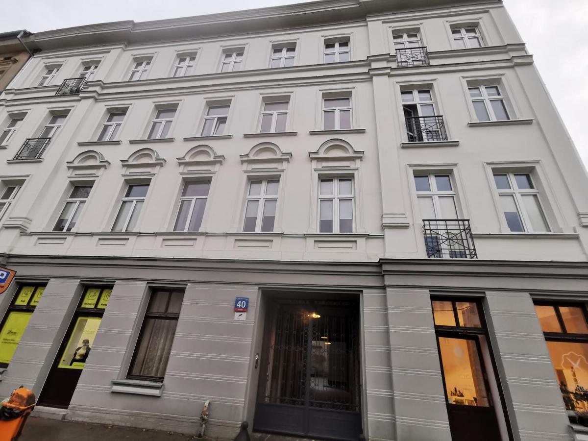 Charming Apartment In The City Centre, Lodz Exterior photo
